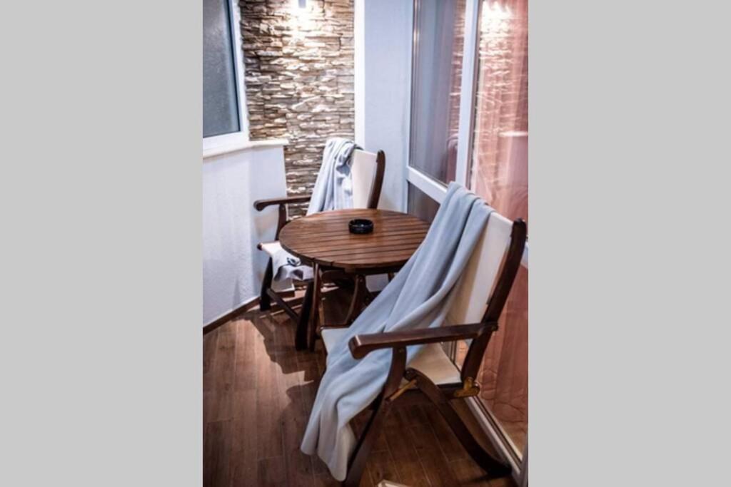 A&K Cozy Art Studio 1 Varna Exterior foto